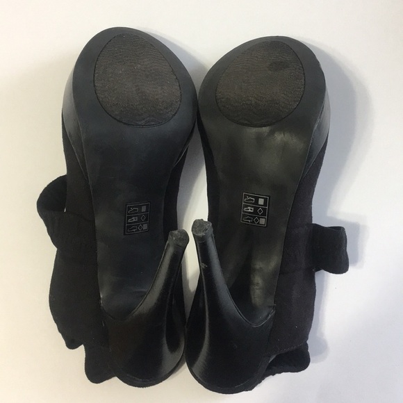 Levity black heels - Picture 2 of 6